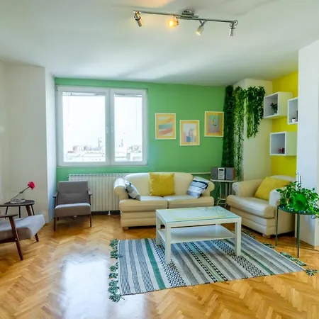 Tina Apartment *
