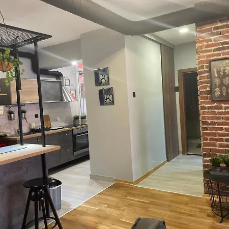 Tina Apartment *